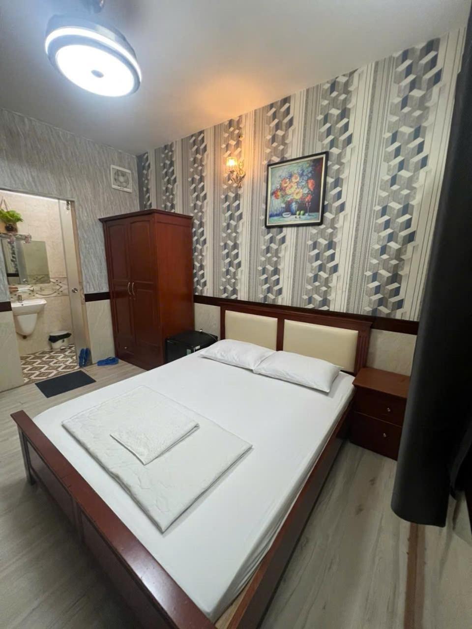 Khach San Angkor 2 Go Vap 2* TP. Hồ Chí Minh